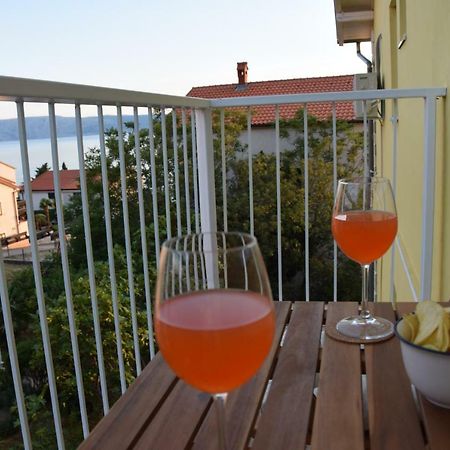 Ferienwohnung App Lu 5 Novi Vinodolski Exterior foto