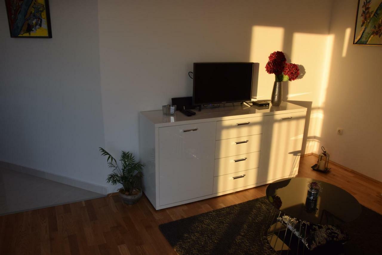 Ferienwohnung App Lu 5 Novi Vinodolski Exterior foto