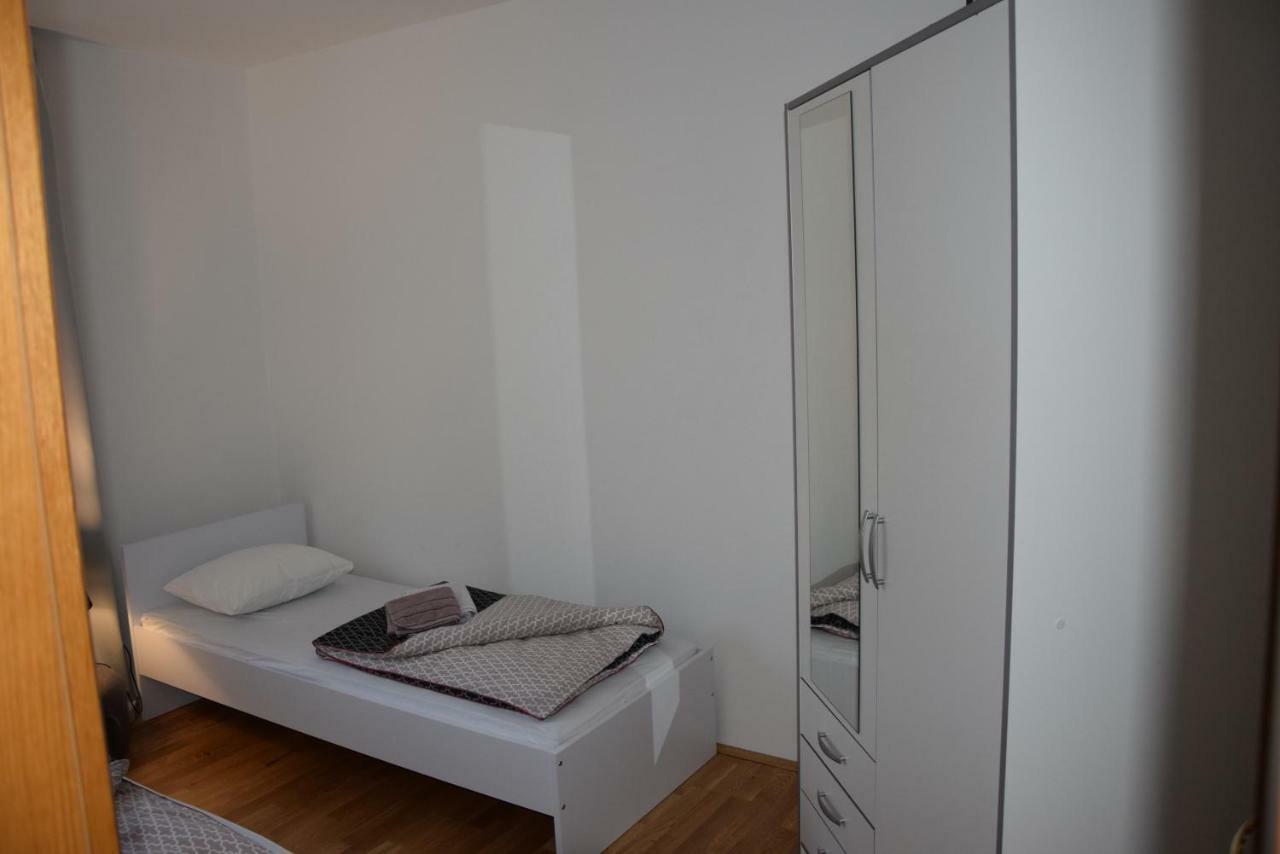 Ferienwohnung App Lu 5 Novi Vinodolski Exterior foto